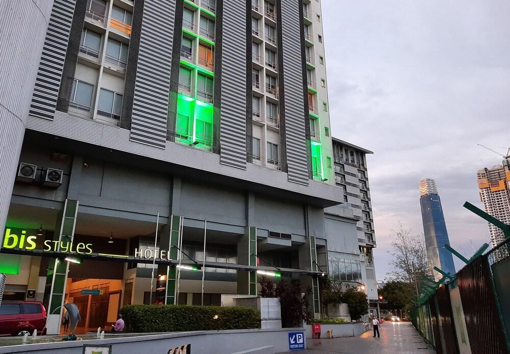 Ibis Styles Kuala Lumpur Fraser Business Park Ngoại thất bức ảnh
