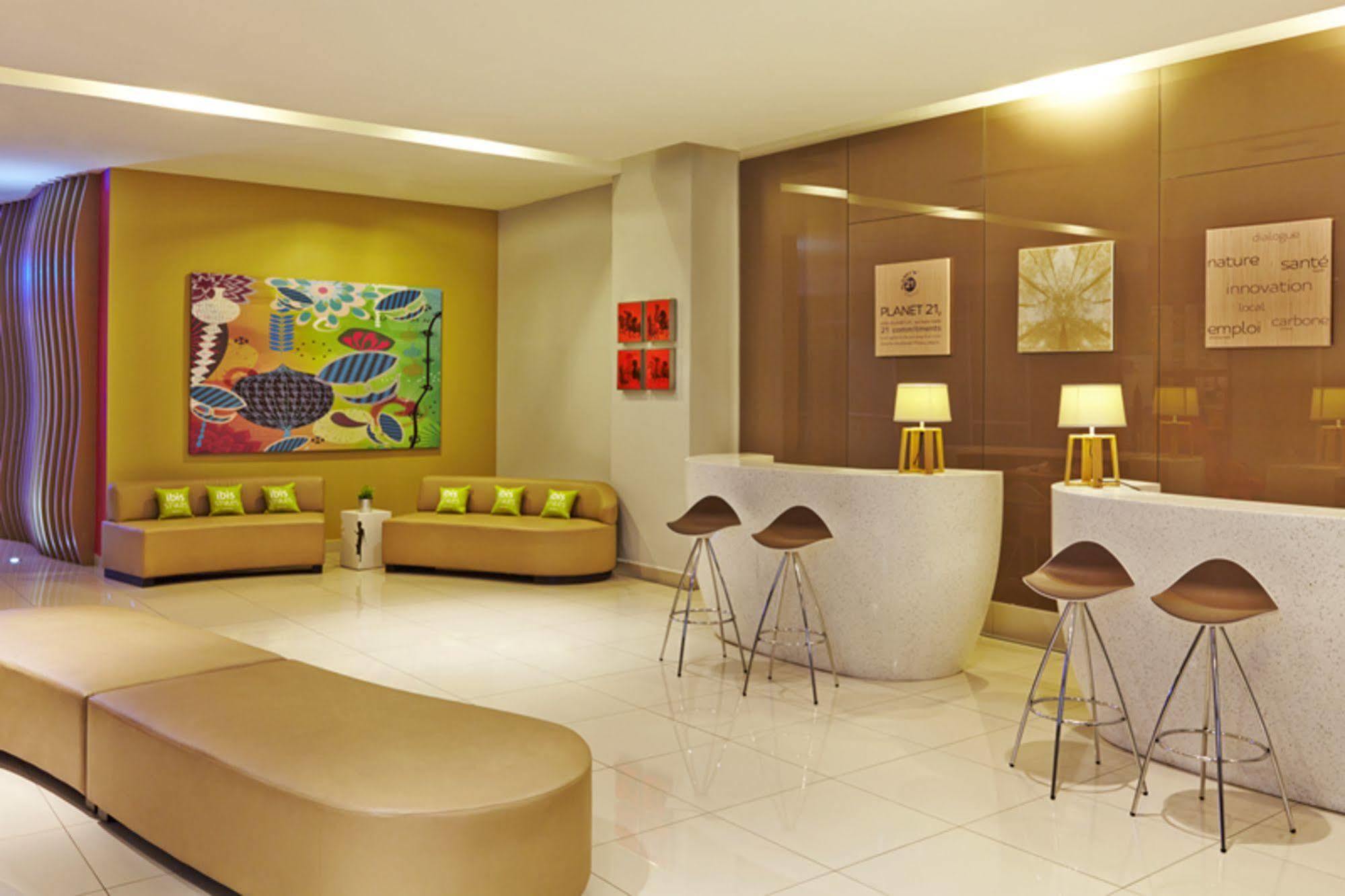 Ibis Styles Kuala Lumpur Fraser Business Park Ngoại thất bức ảnh